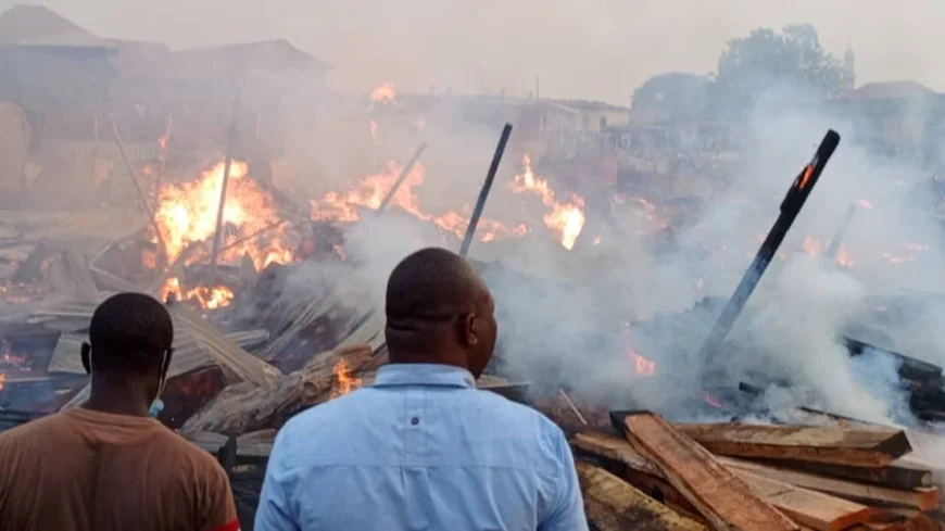 Fire guts Kwadaso Wood market in Kumasi