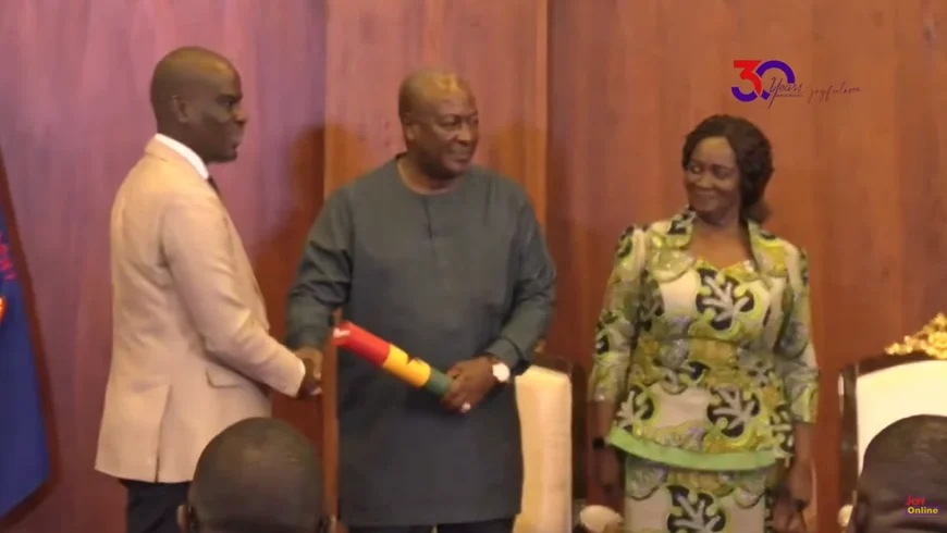 Mahama Swears in Six New Ministers
