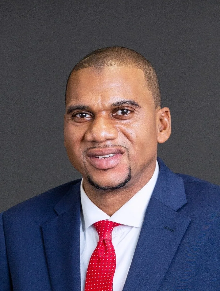 Kofi Adomakoh Resigns as GCB Bank Managing Director; Farihan Alhassan Appointed as Successor