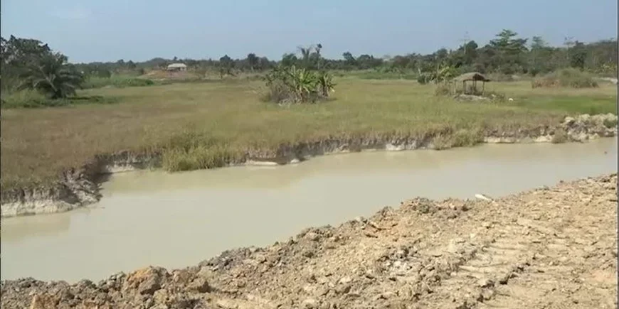 Amakye-Bare Residents Intensify Resistance Against Illegal Mining