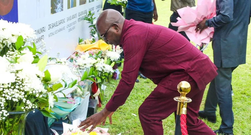 AIB Ghana Boss Lays Flowers in Tribute to Victims of Helicopter Crash