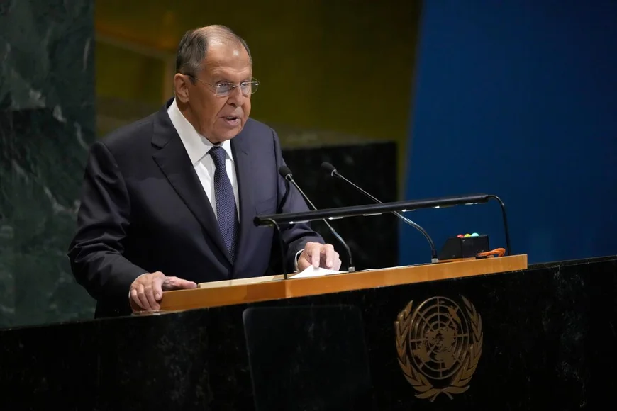 Lavrov Warns West of ‘Decisive Response’ but Dismisses Plans to Attack NATO