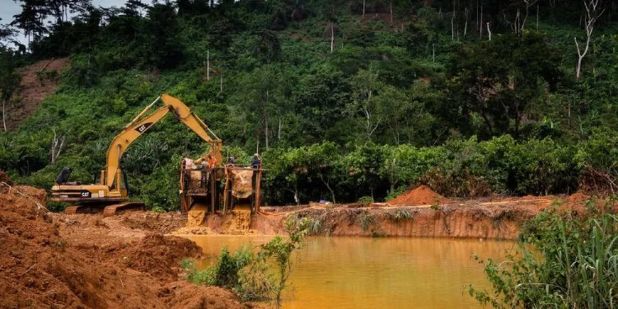 A/R: Three Dead in Manso Takorase Mining Pit Collapse