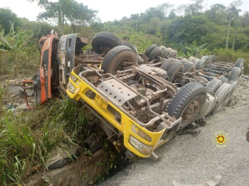 Three Dead As Truck Overturns Near Asenema Waterfalls