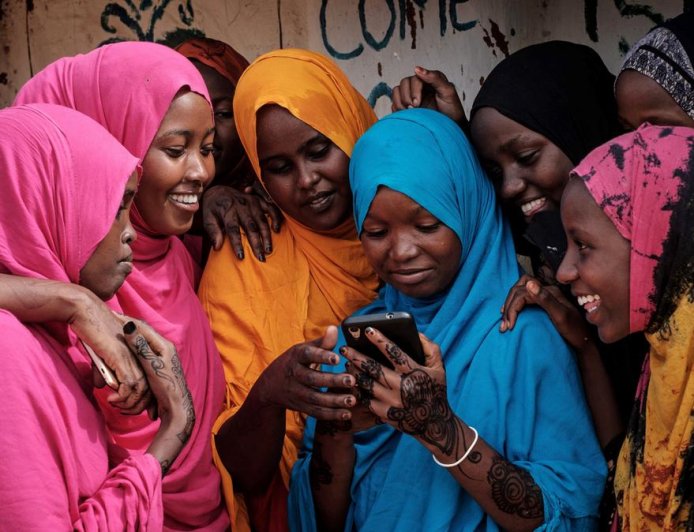 810 Million Women Still Offline as Mobile Gender Gap Persists — GSMA