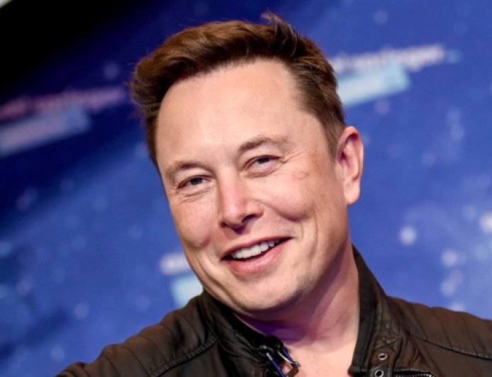 Elon Musk Becomes World’s First Trillionaire After SpaceX IPO Surge