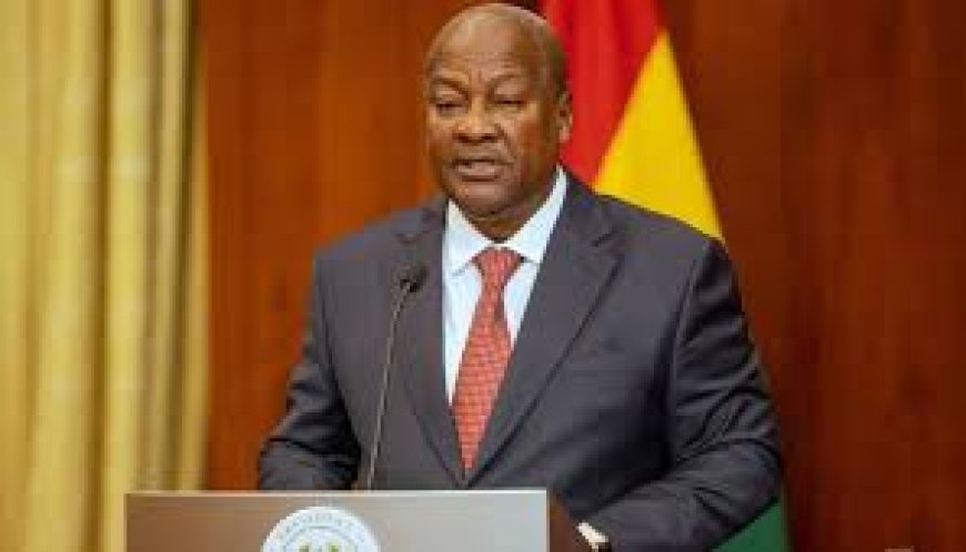 President Bans Ministers, CEOs from Accepting Unverified Awards