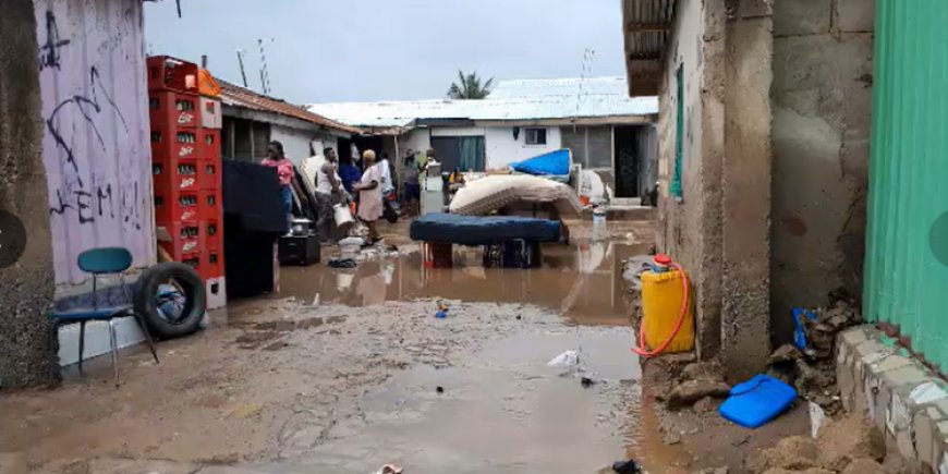 Floods: Three Die From Electrocution at Alajo