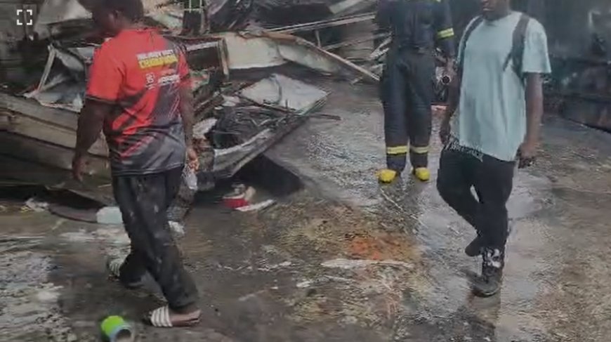 Fire Destroys Car Spraying Shop At Kotobabi