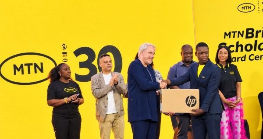 MTN Awards 500 Bright Scholarships to Students, Teachers