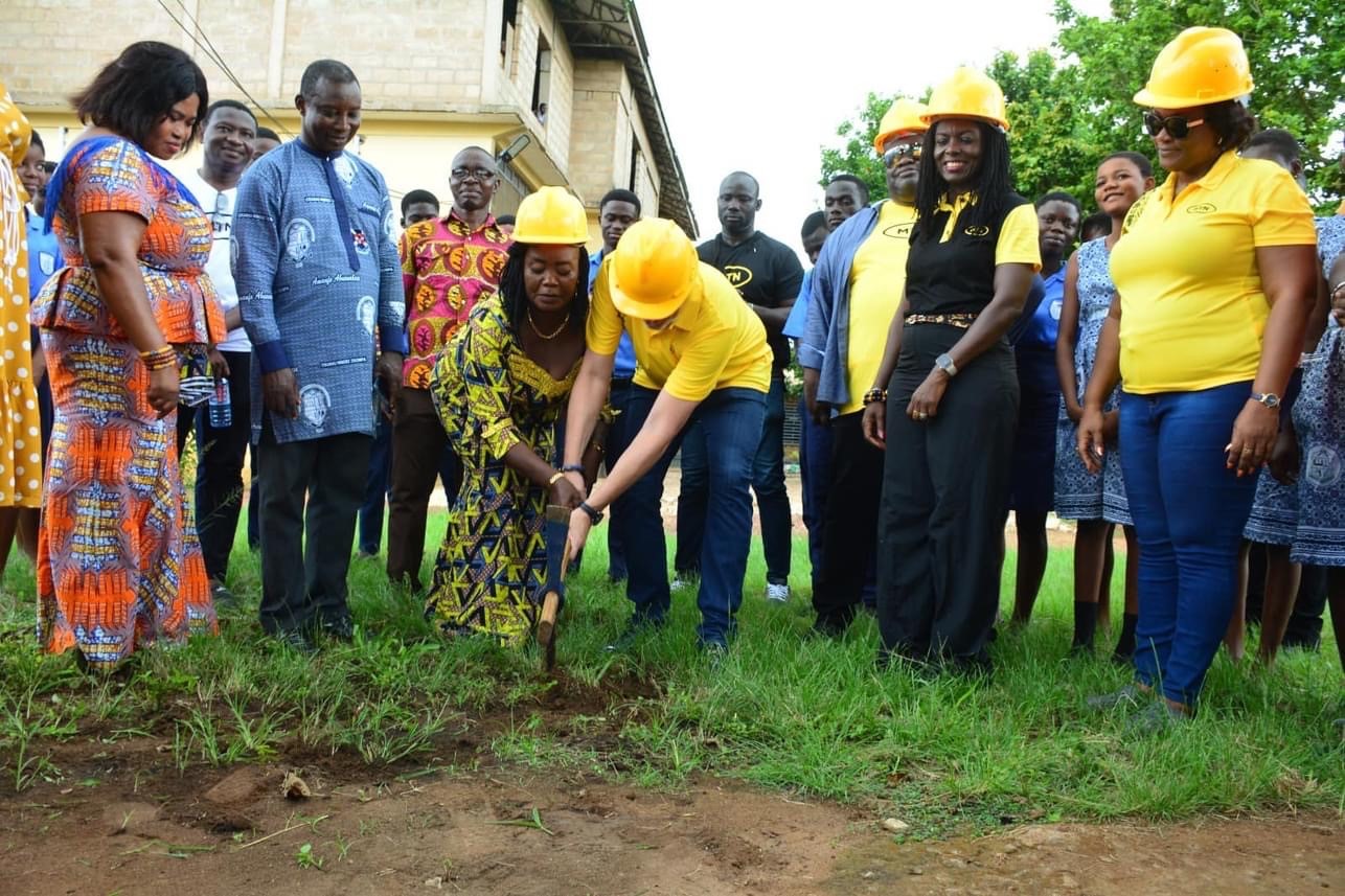 MTN Ghana to set up container-based e-learning libraries for Aburi Presbyterian Secondary Technical School